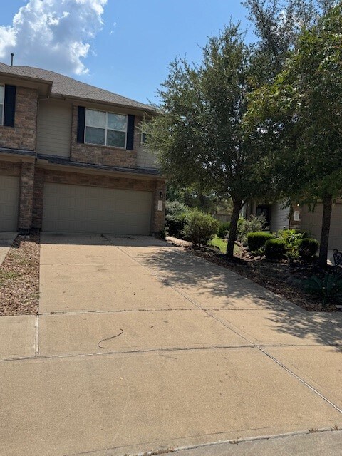 Photo - 24626 Folkstone Cir
