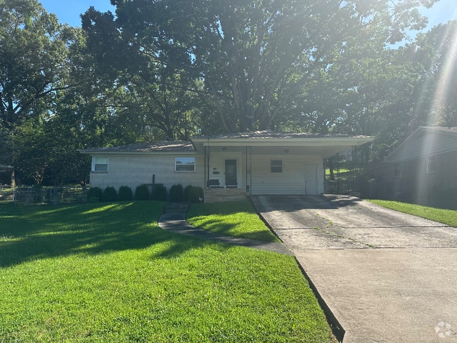 Building Photo - 3811 Idlewild Ave Rental