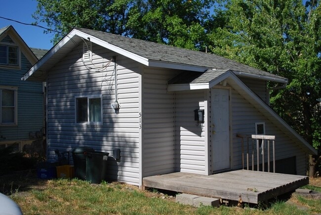 Building Photo - 513-515 NE Kamiaken Street Unit 513