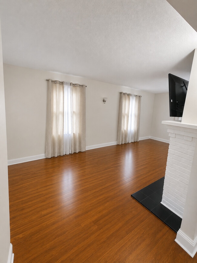 Photo - 629 Watson Ave