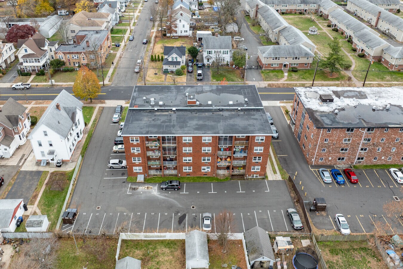 Photo - Embassy Apartments