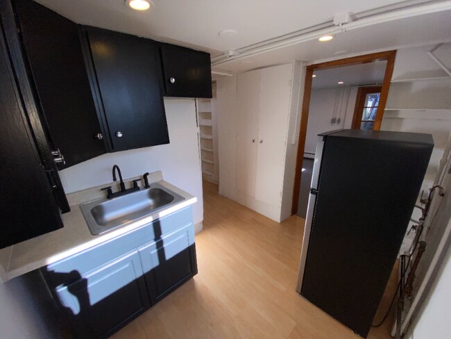 Photo - 521 S Bryan Ave Unidad 3/4