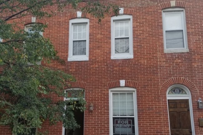 Charming Baltimore Brick - 413 Gittings St