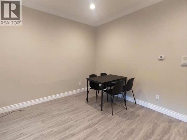 Photo - 8006 Cartier St