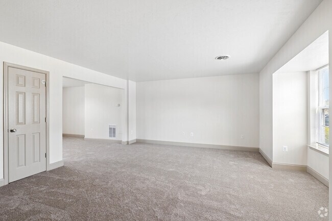 Keryn 3BR, 2.5BA - 1,480SF - Living Room