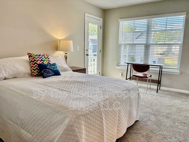 Photo - 194 Spencer Cir