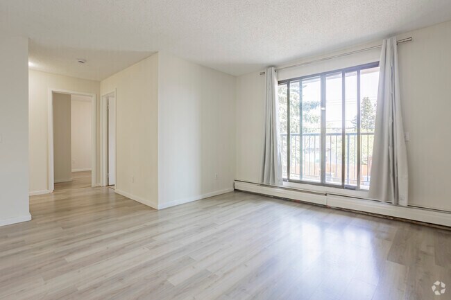 2 chambres, 1 salle de bain - 700 pi2 - Glenbow Manor