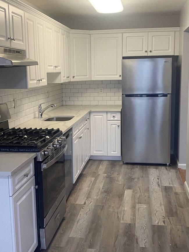 Photo - 62 Anderson Ave Unit 1