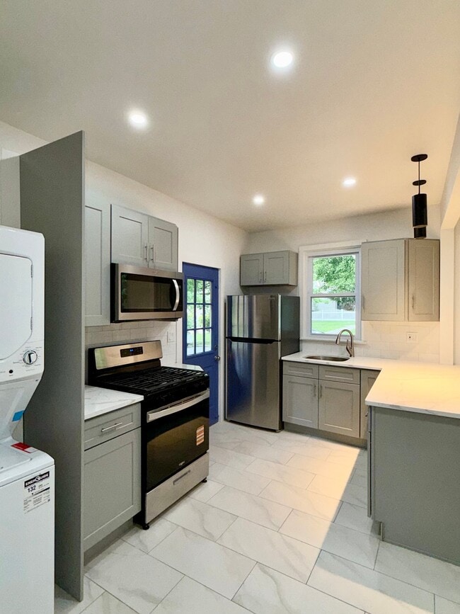 Photo - 136 Paulison Ave