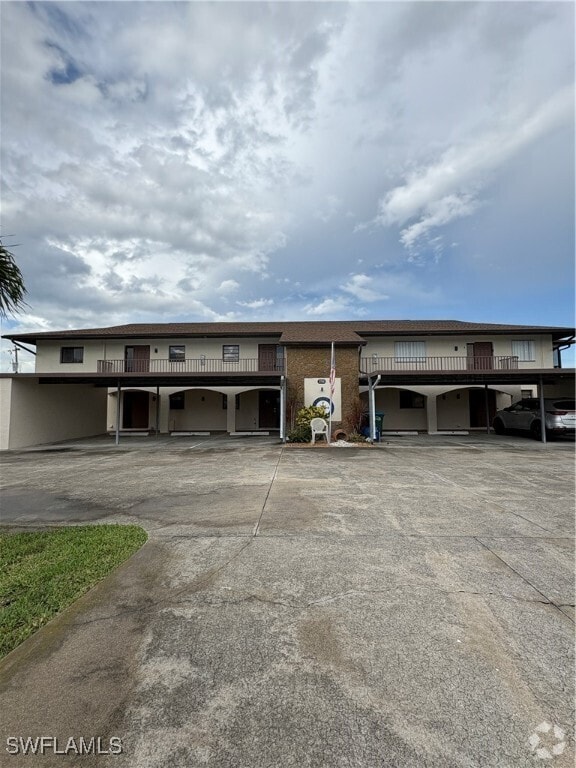 Building Photo - 3720 SE 10th Ave Unit 202 Rental