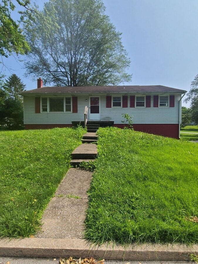 Photo - 4 Bedroom, 2 Bath Home In Bellefonte