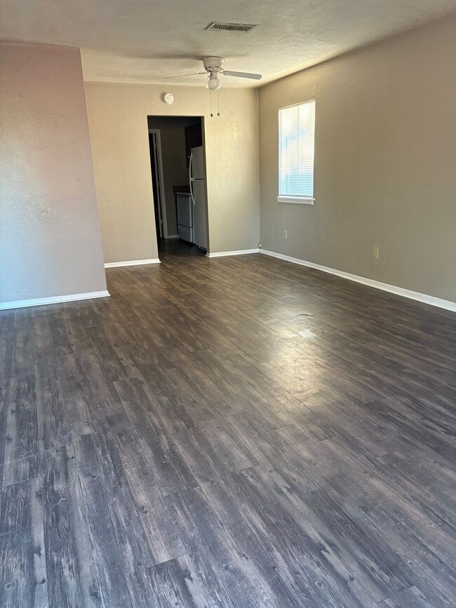 Building Photo - RUBI- MISSION 2603-11 Unit 2605B