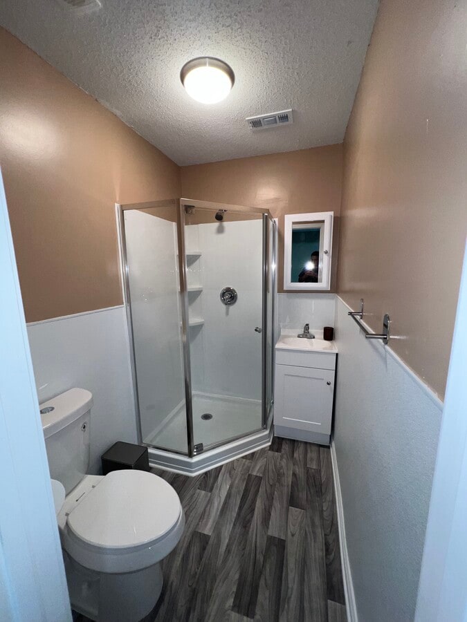 Photo - 4667 Derby Loop