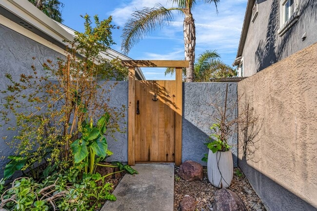 Photo - INCREDIBLE LOCATION... END OF CUL DE SAC WITH OVER 100 FEET ON WATER... MARVELOUS DOCK AND DECK W...