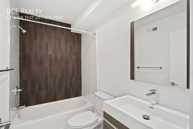 Photo - Modern Point Breeze Apartment Unidad 206
