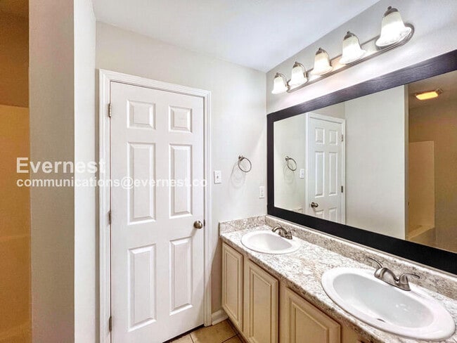Photo - 3 Bed/2 Bath Home with Garage / Pet-Friend...