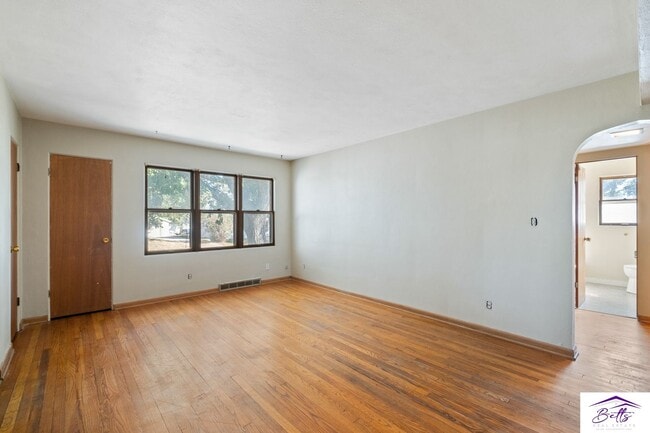 Photo - 601 Oak St Unit 601 OAK STREET  1