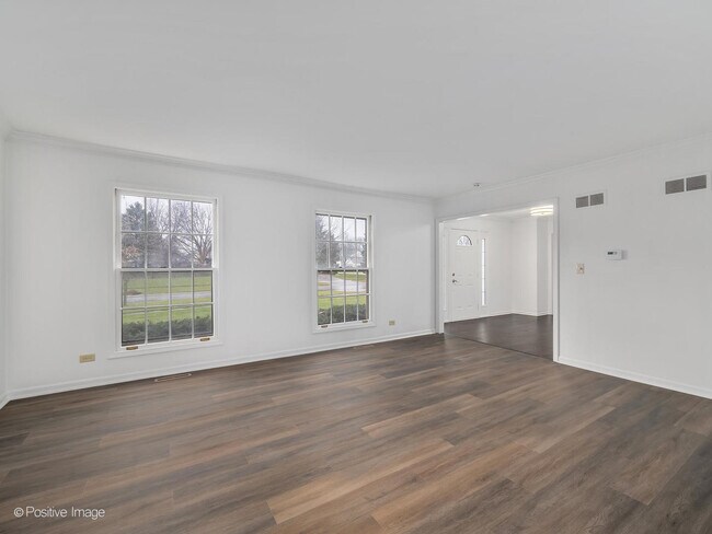 Photo - 2003 Canterbury Pl