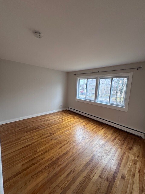 Photo - 95 Evans Ave Unité 4