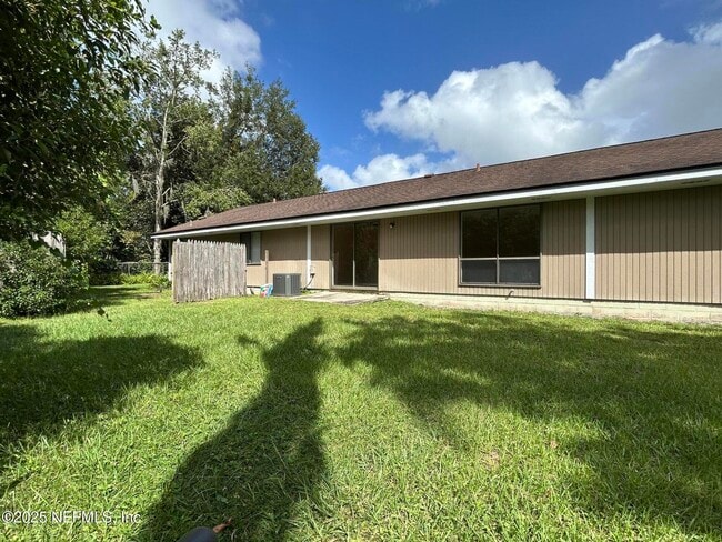 Photo - 808 Meadowbrook Dr