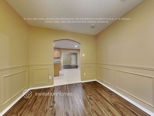 Photo - 2720 Briscoe Dr
