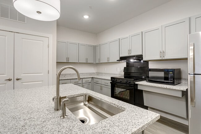 Building Photo - 8200 McCrory (Poplar McCrory) Rental