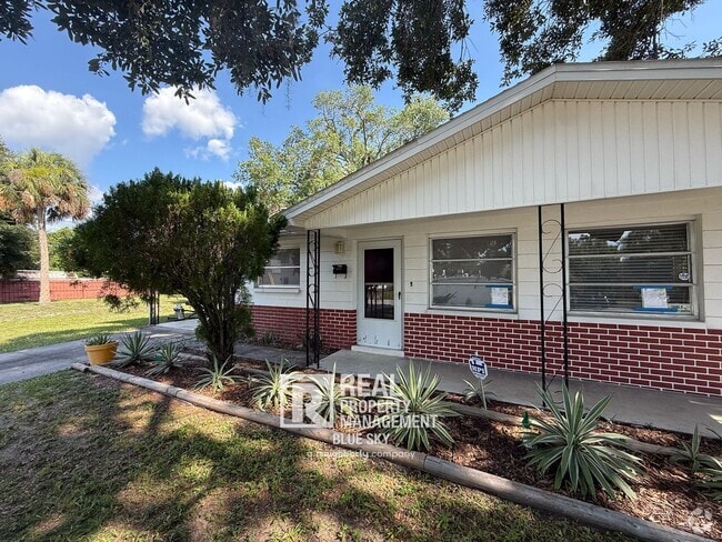 Building Photo - 5916 Nebraska Ave Rental