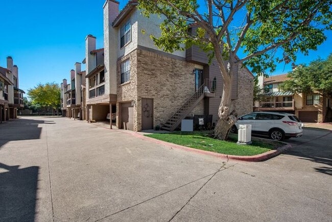 Spacious Richardson Condo with washer-dryer connections - Spacious Richardson Condo with washer-dryer connections Unit 18C