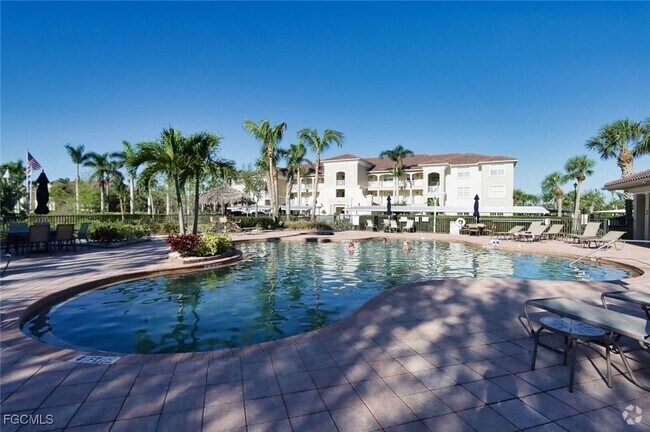 Building Photo - 14961 Reflection Key Cir Unit 424 Rental