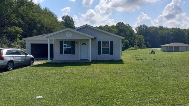 Building Photo - 3 Bedroom 2 Bath 1 Car Garage Rental