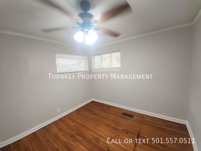 Photo - 15 Woodcliff Cir
