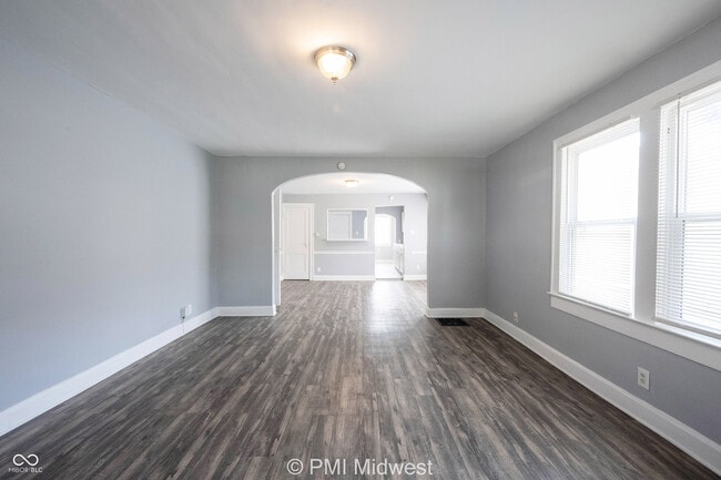 Photo - 1321 N Ewing St
