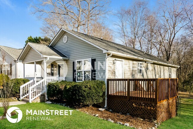 Photo - 240 Mitchell Ave