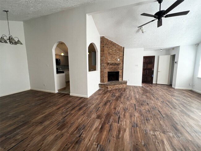 Photo - 7019 Haven Creek Dr