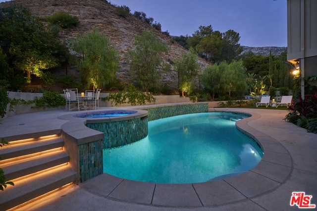Photo - 6435 Innsdale Dr Casa