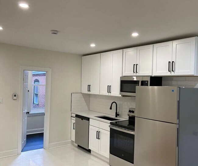 Photo - 1017 Pine St