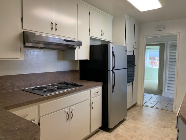 Photo - 1383 Bobolink Cir