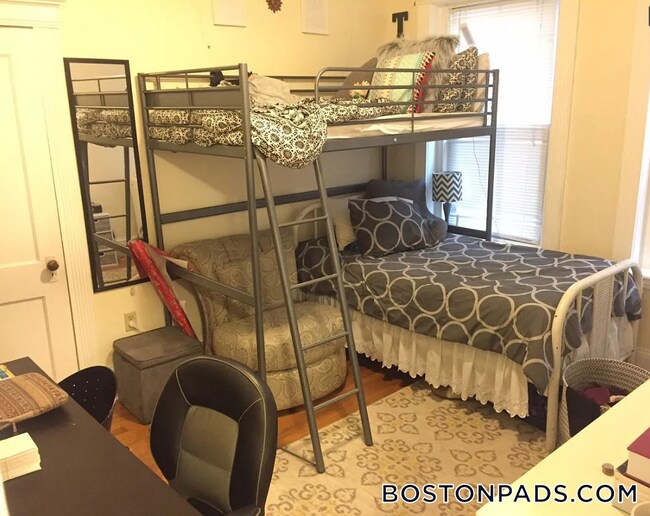 Photo - 461 Park Dr Unit 304