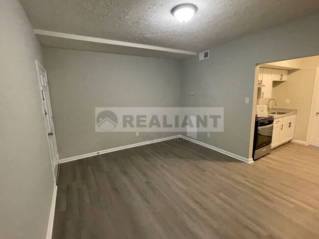 Photo - 208 Lakeshore Dr Unit 19