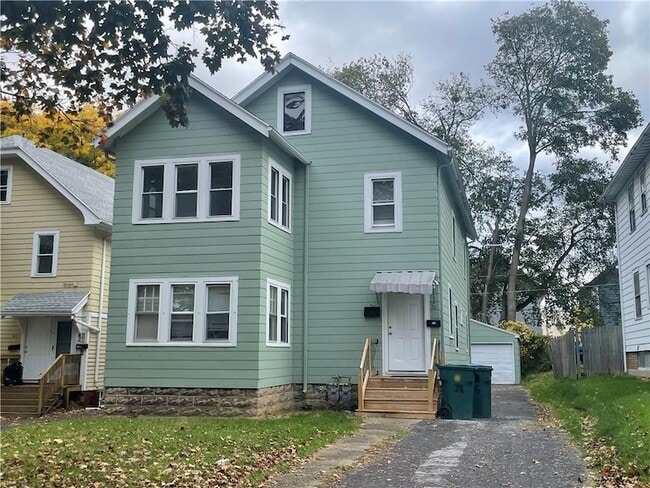 Building Photo - 36 Nye Park Unit 38