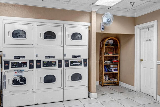 Photo - 311 W Ashley St Unit 706