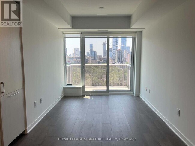 Photo - 10 Oak St Unit 1407