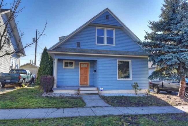Photo - 1709 W Spofford Ave Casa