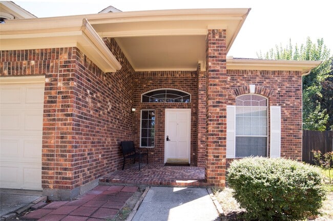 Photo - 10035 Magnolia Way