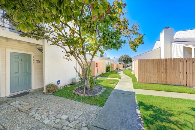 Photo - 6401 Deihl Rd Unit 505