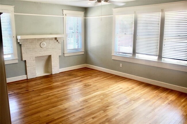 Photo - 701 W Swann Ave Unit 1