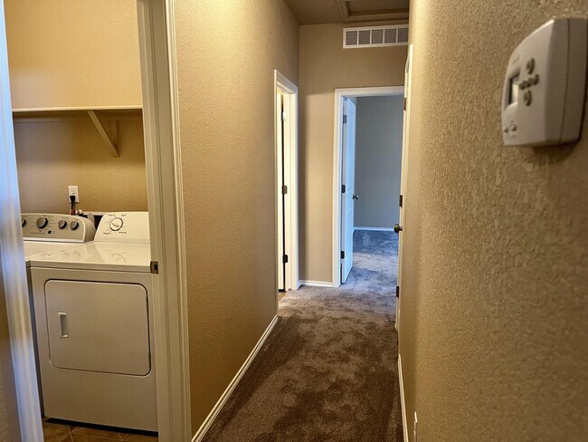 Photo - 6915 W 3rd St