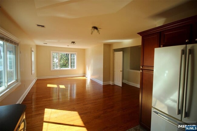 Photo - 513 Fairview Terrace