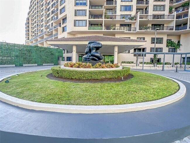 Photo - 540 Brickell Key Dr Unit 1800