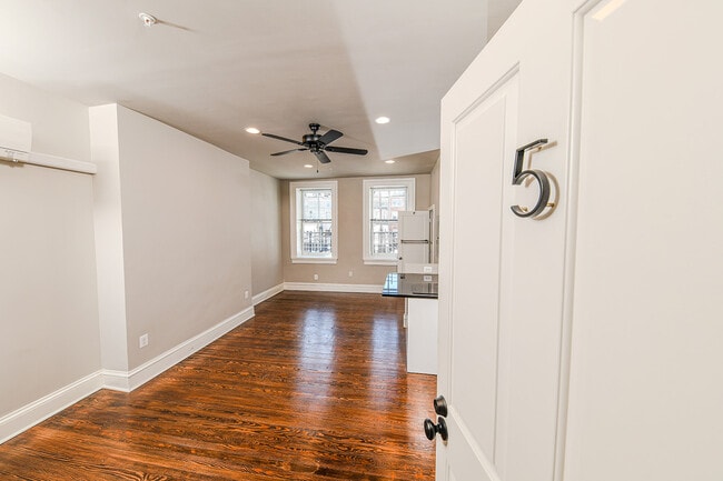 Photo - 808 N Calvert St